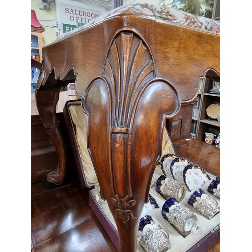 1393 - A 1930s walnut stool, with slip in seat and cabriole legs.