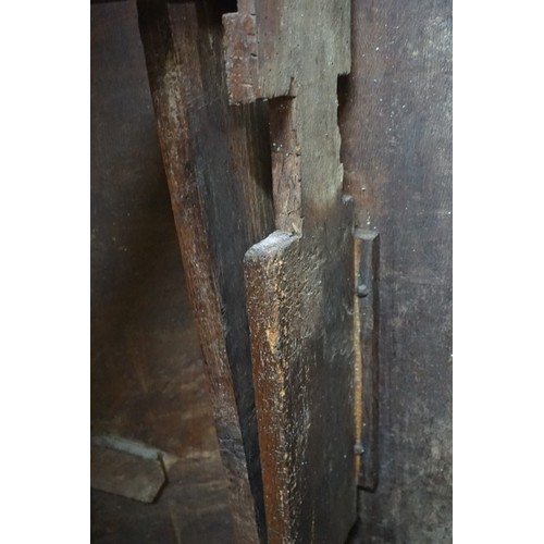 1398 - An 18th century oak gateleg table, on turned legs with pad feet, 154cm long.