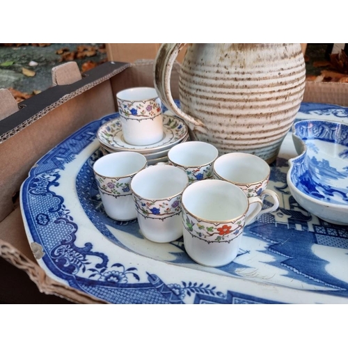 1060 - A Tuscan coffee set and other blue and white china.