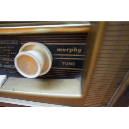 1220 - Two vintage Bakelite radios, comprising a Ferguson and a Murphy. 