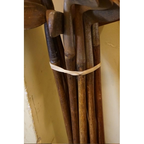 1485 - Fourteen vintage hickory shafted golf clubs. 