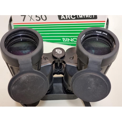 1559 - A pair of Fujinon 7x50 binoculars, in original box.