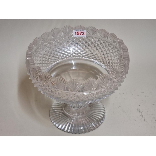 1573 - A good antique glass pedestal bowl, 19.5cm high. 