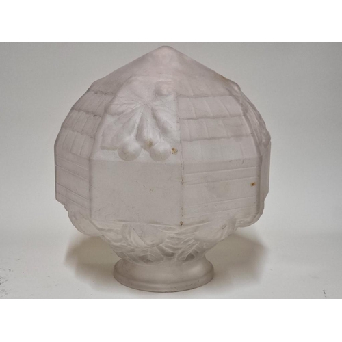 1576 - An Art Deco frosted glass shade, 25cm high. 