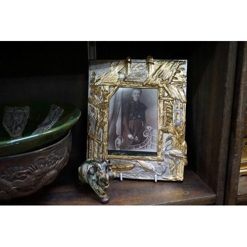 1577 - A mixed lot, to include a pair of parcel gilt photograph frames. (6)