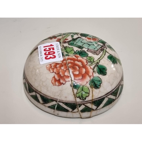 1593 - A Chinese crackle glaze famille vert jar and cover, 25.5cm high, (cover a.f).