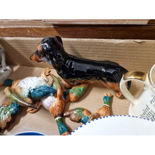 1614 - A mixed lot of ceramics, to include a Beswick Dachshund, (s.d)