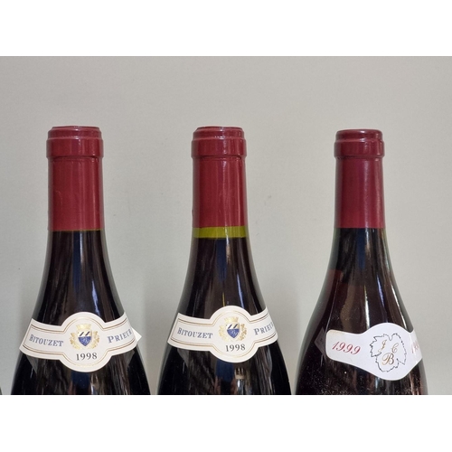 166 - Six 75cl bottles of Volnay 1er Cru Taillepieds, 1998, Bitouzer-Prieur. (6)