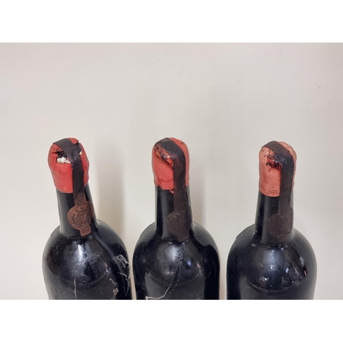 190 - Three bottles of Dow's vintage port.