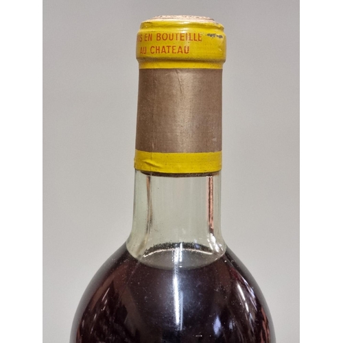 49 - A bottle of Chateau d'Yquem, Sauternes, 1960.