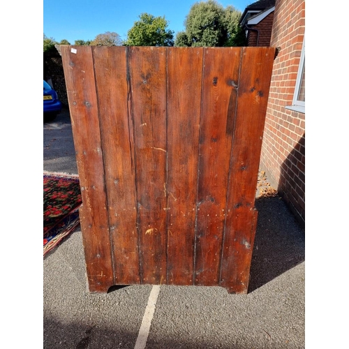 1115 - A George I walnut and crossbanded chest on chest, 141.5cm high x 99.5cm wide.