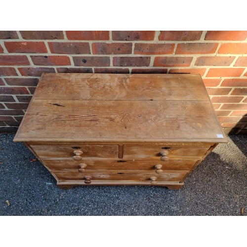 1160 - A 19th century pine chest of drawers, 89cm wide.