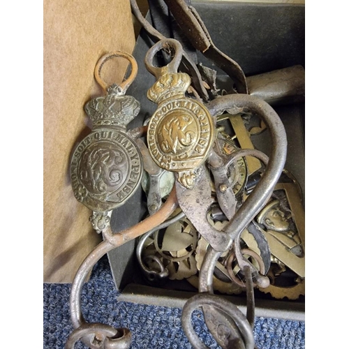 1695 - Of Equine Interest: to include three pairs of brass hames; a leather collar; bits; brasses, etc... 