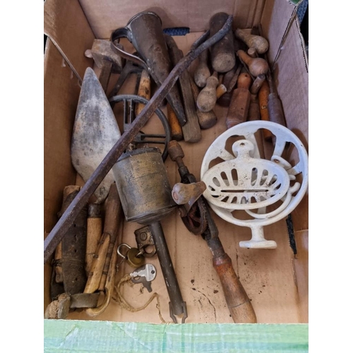 1730 - A mixed lot, to include tools and related. (two boxes)