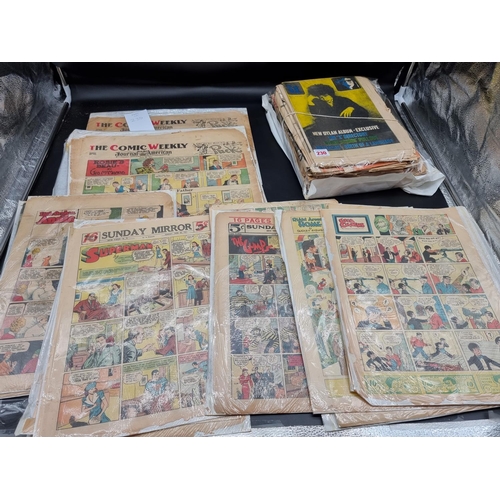 230 - IT MAGAZINE: group of 22 issues of 'It' magazine, early '70s period, toned and folded with some... 