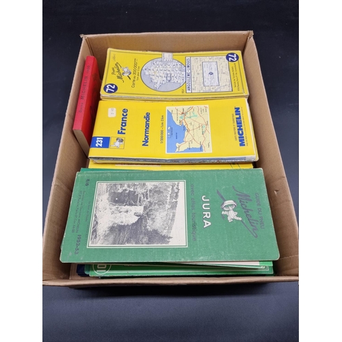 285 - MICHELIN MAPS & GUIDES: a quantity in tray, later c20 editions. (Small box)