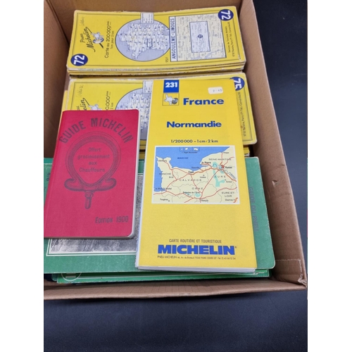 285 - MICHELIN MAPS & GUIDES: a quantity in tray, later c20 editions. (Small box)