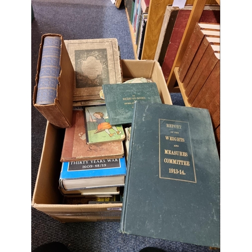 286 - MISCELLANEOUS BOOKS: a quantity in one box.