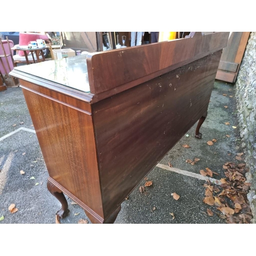 1003 - A 1920s mahogany bowfront sideboard, 153cm wide.