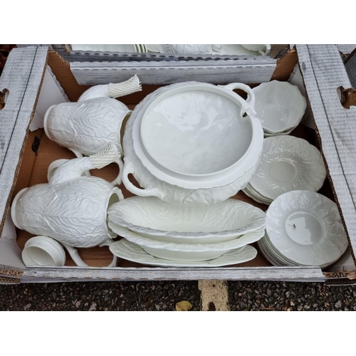 1032 - A large quantity of Coalport 'Countryside' tea and dinnerware. 