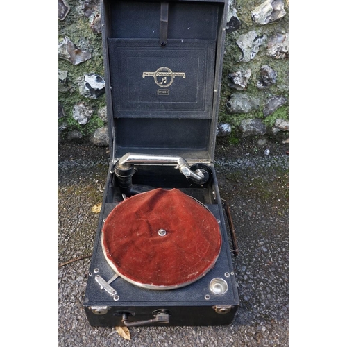 1057 - A Columbia portable gramophone.