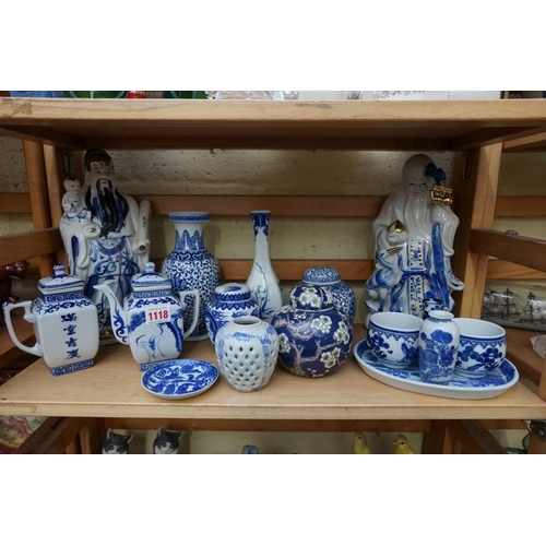 1118 - A collection of Oriental blue and white porcelain. (16) 