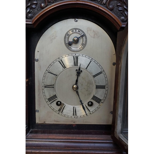 1212 - An early 20th century carved mahogany mantel clock, 35cm high; together with another vintage mantel ... 