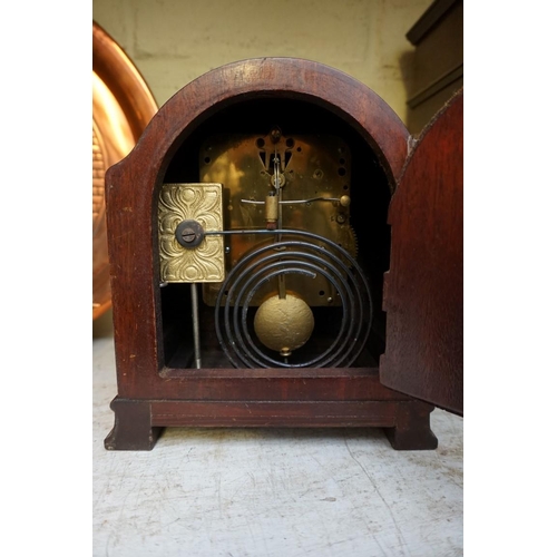 1212 - An early 20th century carved mahogany mantel clock, 35cm high; together with another vintage mantel ... 