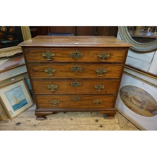 1272 - A George III mahogany chest of drawers, 85.5cm wide.