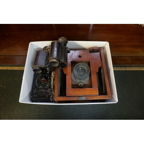 1318 - An antique mahogany plate camera, bearing ivorine label inscribed 'J Lancaster & Son', (incomple... 