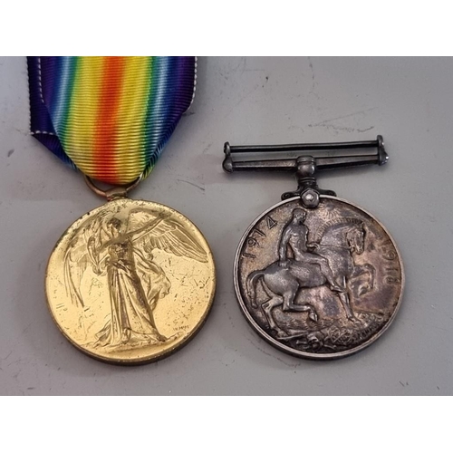 1660 - Medals: a World War I pair to 4659 Pte J R McCombie, Sea Highrs, comprising: War Medal and Victory M... 