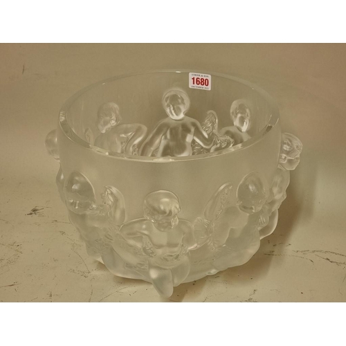 1680 - A large Lalique 'Luxembourg' pattern frosted glass bowl, 21.5cm high.