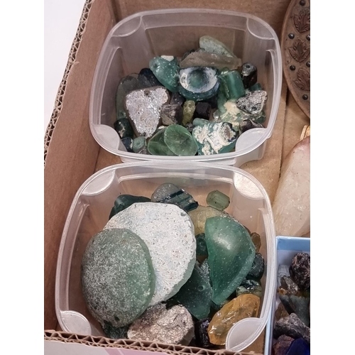 1259 - A collection of hardstone, crystal specimens and related.