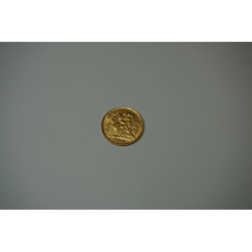 407 - Coins: a George V 1912 gold half sovereign.