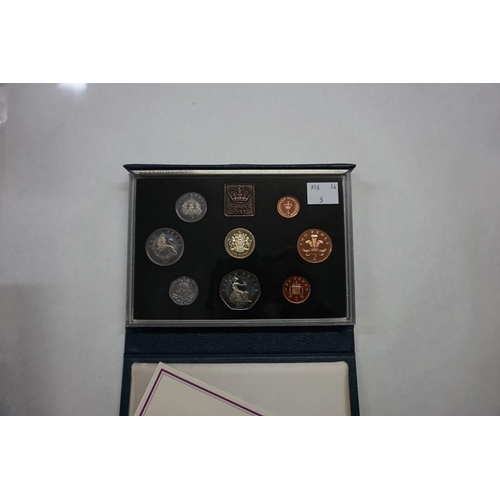 462 - Coins: two Royal Mint UK proof coin collections, 1983 and 1991, both with insert; together with thre... 