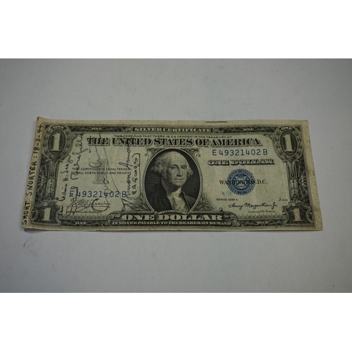 471 - Banknotes: a US $1 note, signed by David Rockefeller Sr and others, dated 18-3-44.