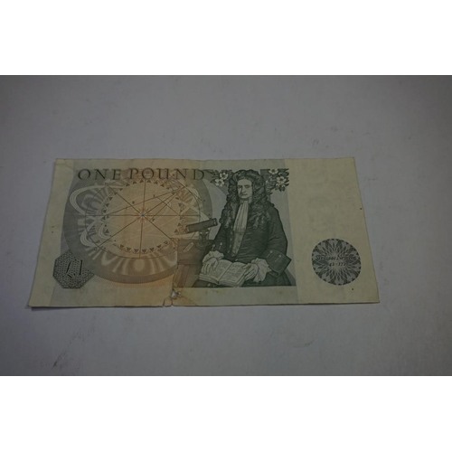 472 - Banknotes: a group of Bank Of England notes, to include; eleven J.B. Page £1 notes and a J.B. Page £... 