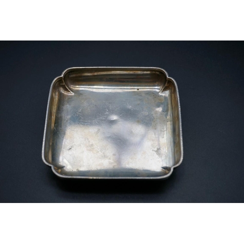 610 - A Victorian silver pin dish, by William Summers, London 1889, 9.5cm; together with a pair of modern ... 