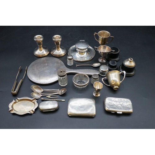 651 - A group of silver and silver mounted items, 309g weighable.