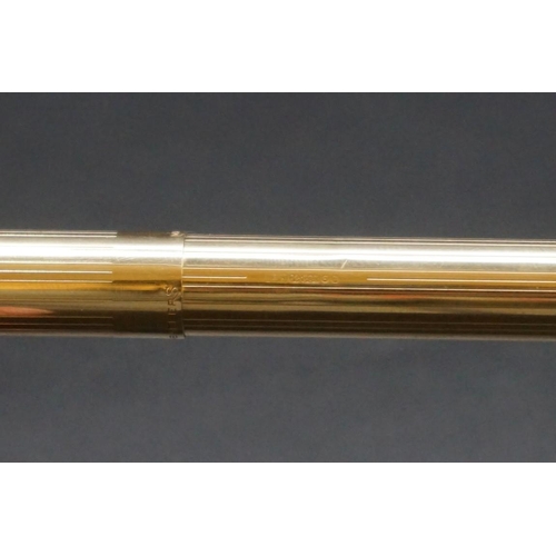 724 - A 14ct gold mounted Sheaffer fountain pen, stamped Sheaffers Made in England 14/585, with 14k nib st... 