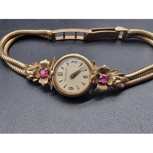 995 - A vintage Jaeger Le Coultre 9ct gold ladies wristwatch, 15mm.