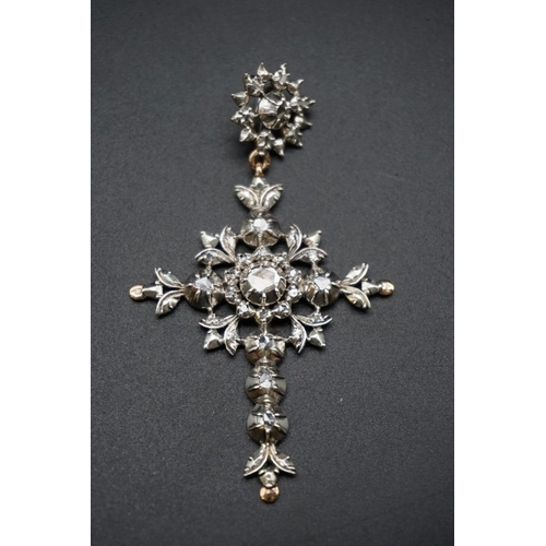 722 - A Georgian cross pendant, set 14 old rose-cut diamonds, the foiled back diamonds collet set, in unma... 