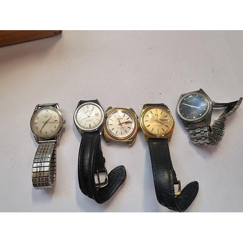 998B - Five various vintage wristwatches, comprising: an Oris Super; a Seiko Bell-Matic; a MYR Prima and tw... 