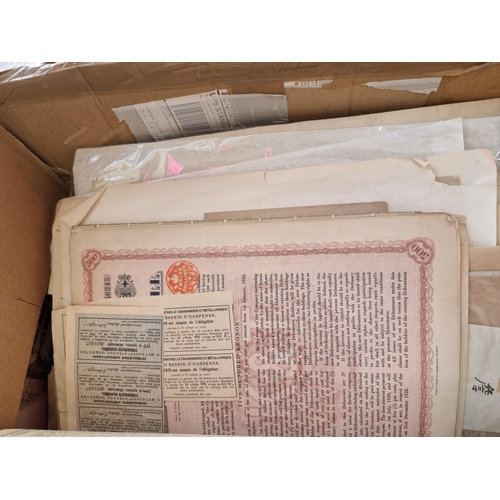 325 - EPHEMERA: a large quantity in 3 boxes, to include prints, engravings, architectural drawings, f... 