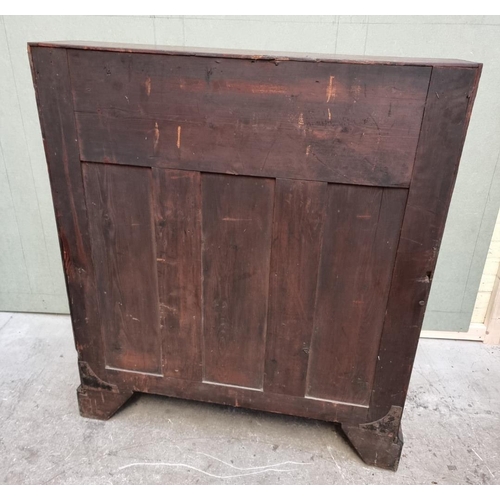 1024 - A George III mahogany bureau, 97cm wide.