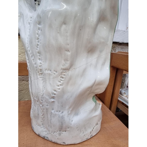 1129 - A mixed lot, to include two Parian busts, 19.5cm high. (6) 