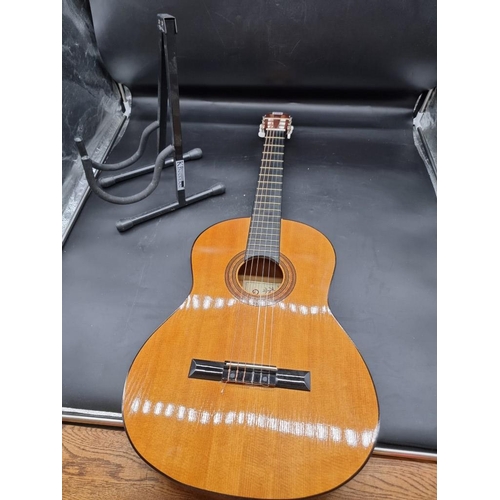 1352 - A Ramon acoustic guitar.