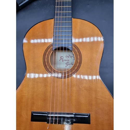 1352 - A Ramon acoustic guitar.