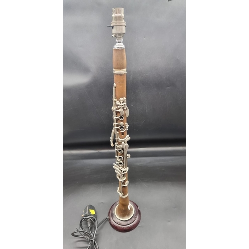 1406 - A novelty clarinet table lamp, total height 68cm. 