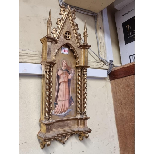 1439 - A Gothic style giltwood tabernacle frame, 51.5 x 20.5cm, (loses).